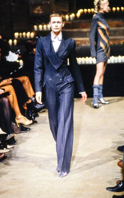 Look 28